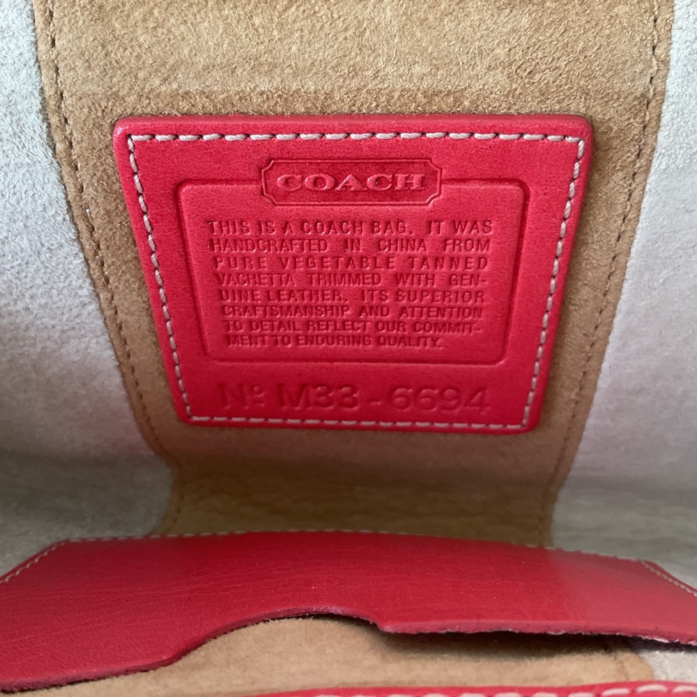 Coach Tan and Pink Clutch Vintage Wrislet - Picture 6 of 8